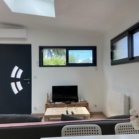 Appartement Paisible Proche Centre Ville Bron Kültér fotó