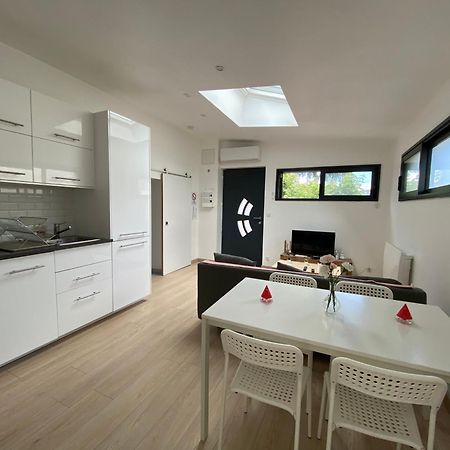 Appartement Paisible Proche Centre Ville Bron Kültér fotó