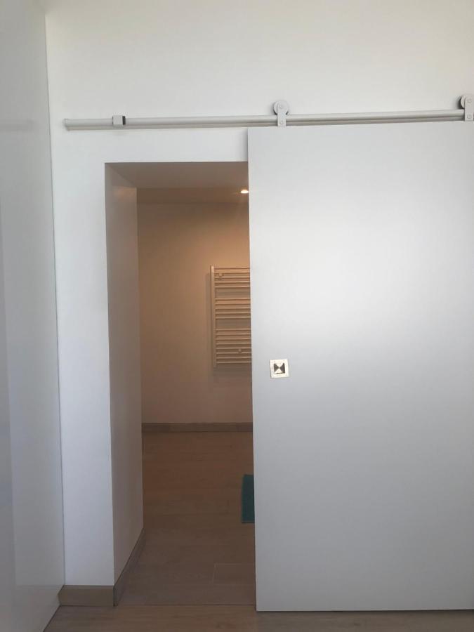Appartement Paisible Proche Centre Ville Bron Kültér fotó
