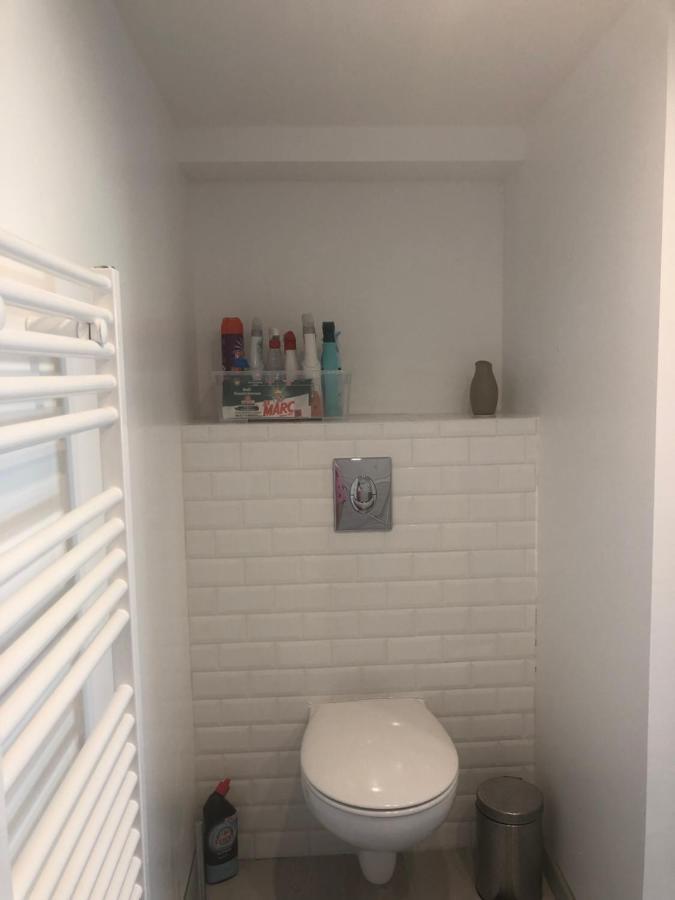 Appartement Paisible Proche Centre Ville Bron Kültér fotó