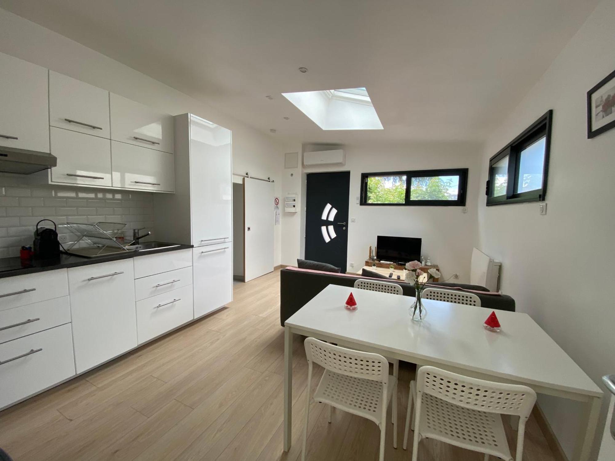 Appartement Paisible Proche Centre Ville Bron Kültér fotó