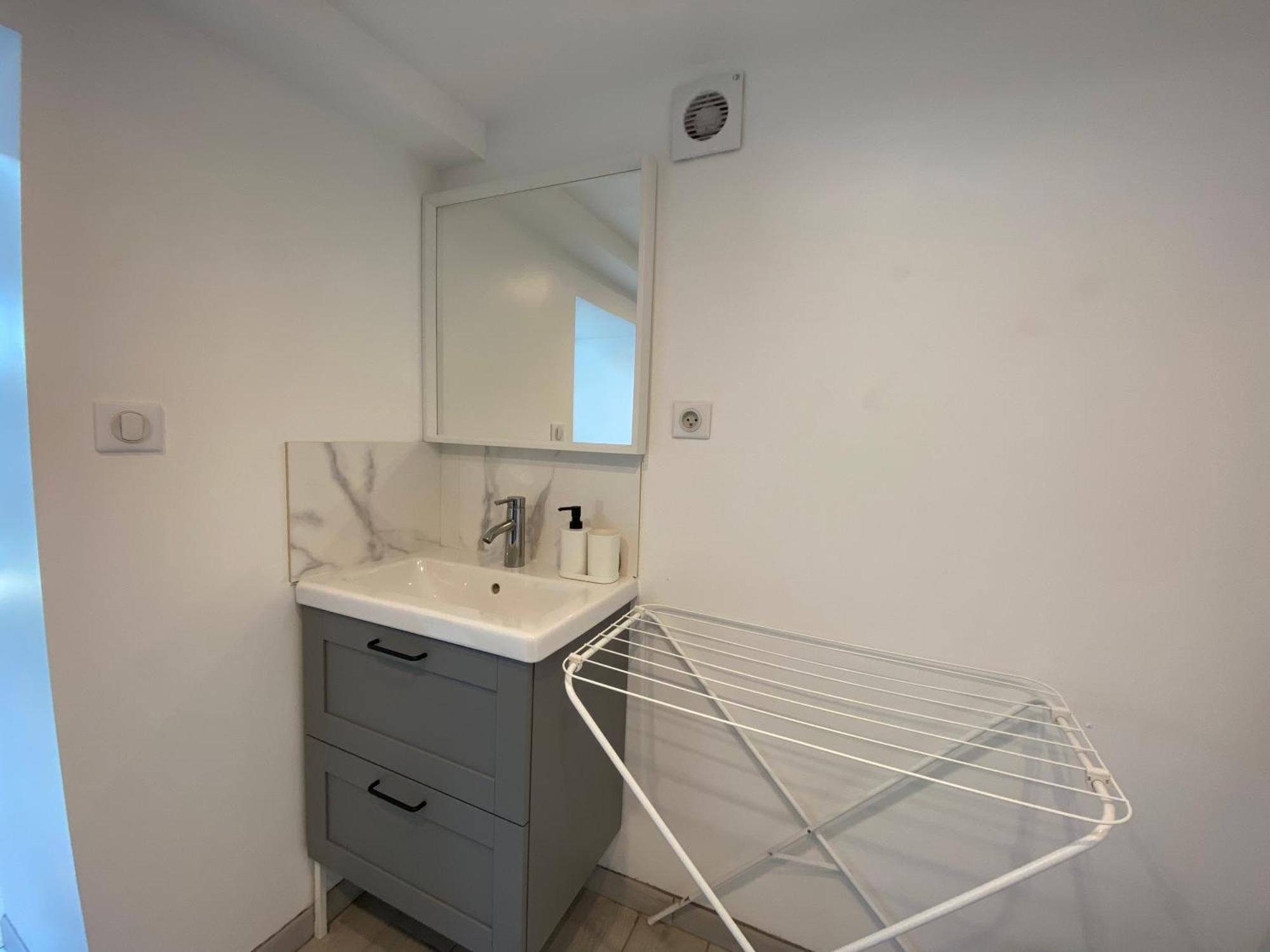 Appartement Paisible Proche Centre Ville Bron Kültér fotó